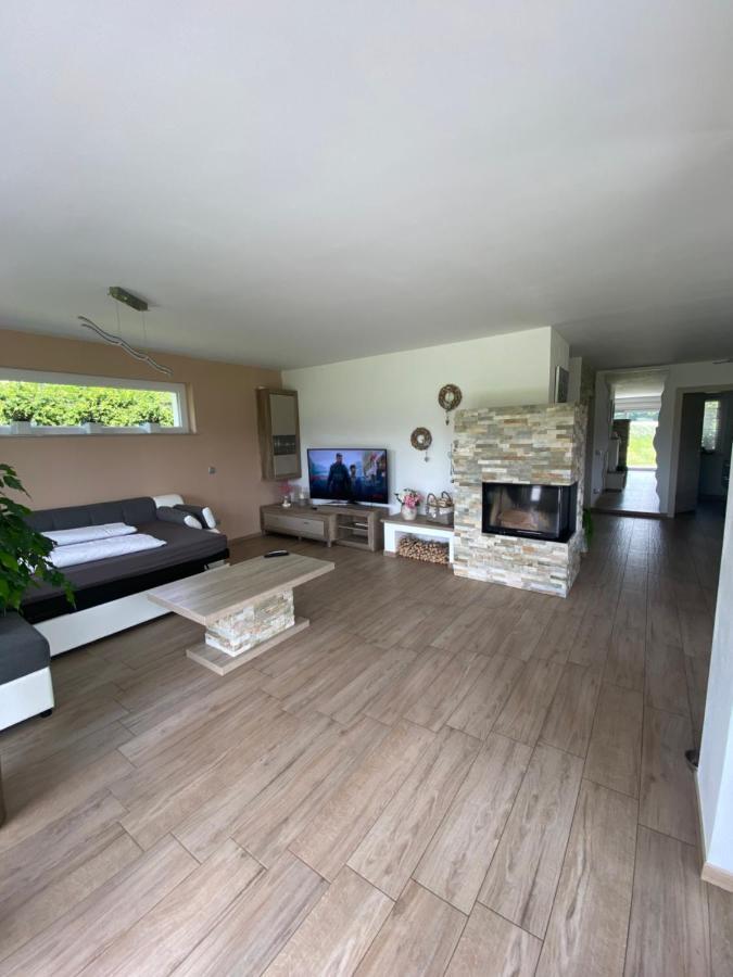 Hisa Helena Villa Kranj Bagian luar foto